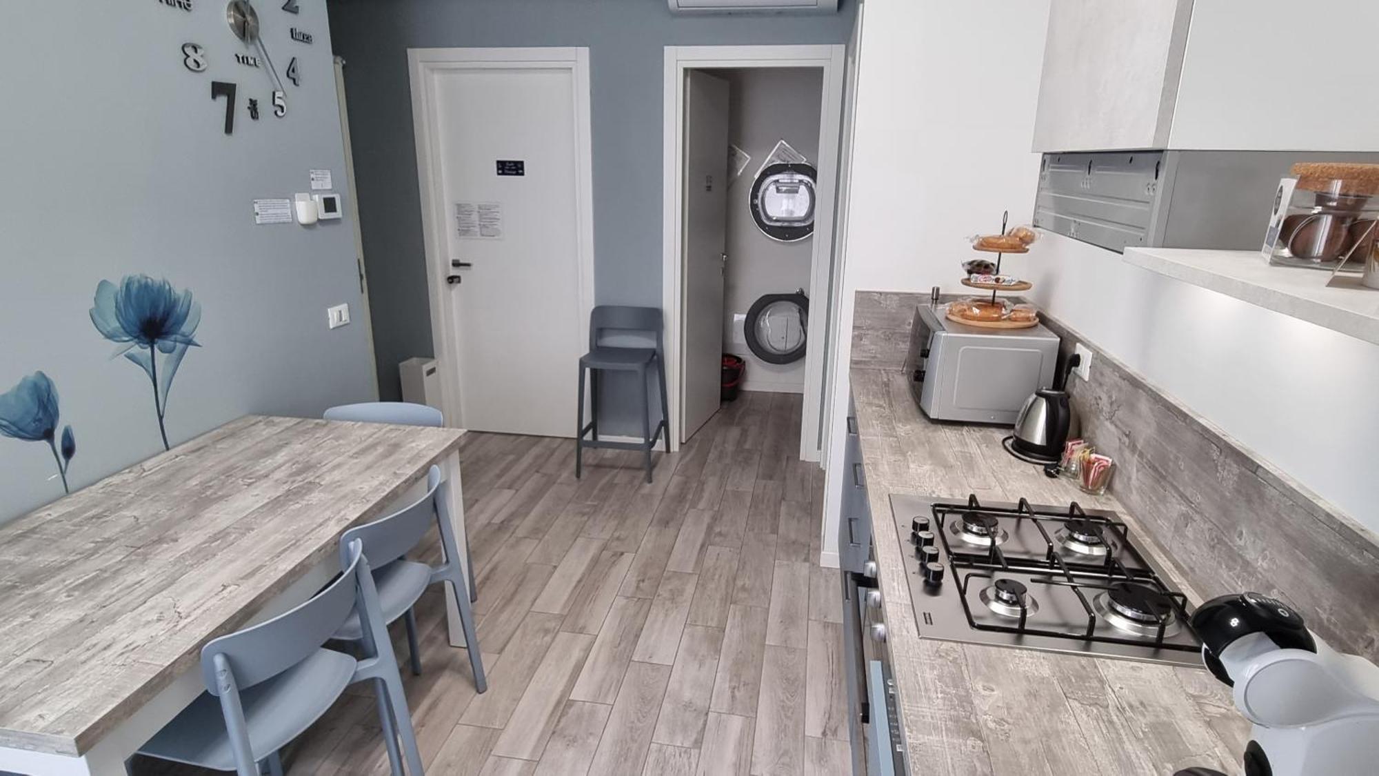 Blue House - San Massimo Apartment *